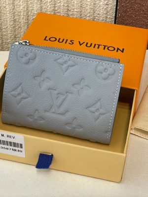 LV WALLET