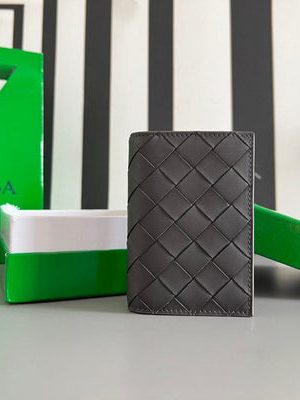 BV CARD HOLDER