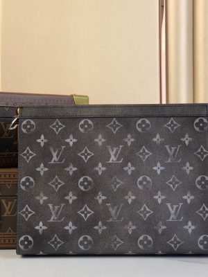 LV CLUTCH
