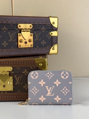 LV WALLET