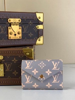 LV WALLET