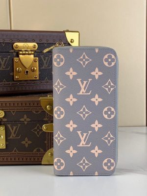 LV WALLET