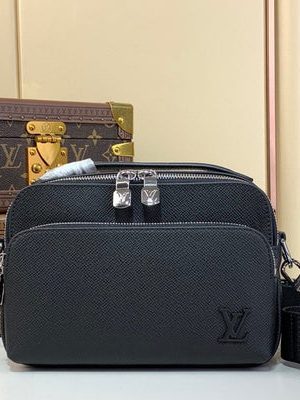 LV BAG (M11657)