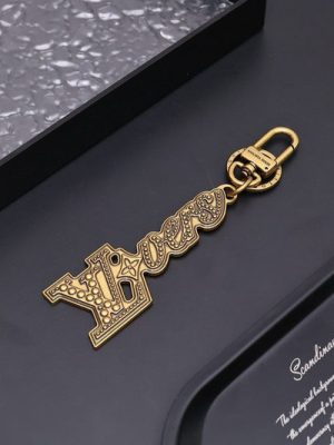 LV KEYCHAIN