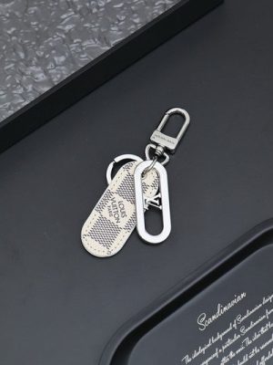 LV KEYCHAIN