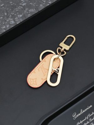 LV KEYCHAIN