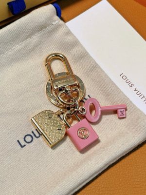 LV KEYCHAIN