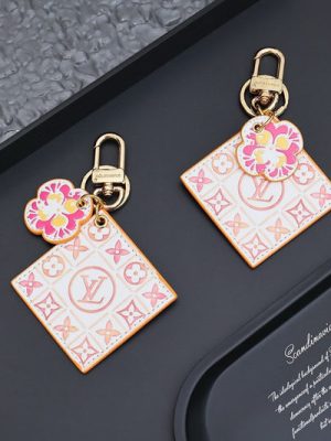 LV KEYCHAIN