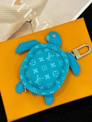 LV KEYCHAIN