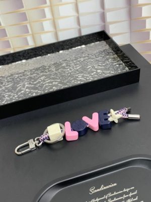 LV KEYCHAIN