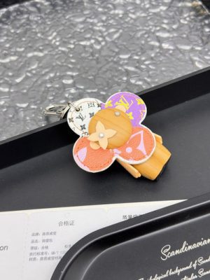 LV KEYCHAIN