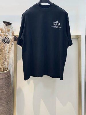 PRADA TSHIRT
