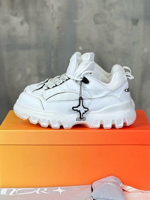 DIOR SNEAKER