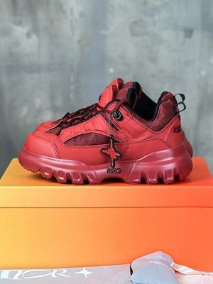 DIOR SNEAKER