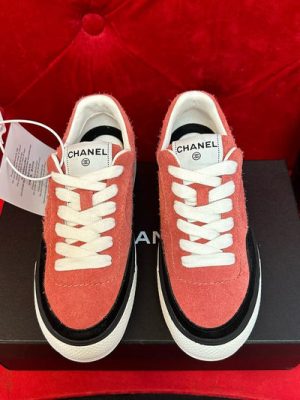 CHANEL SNEAKER