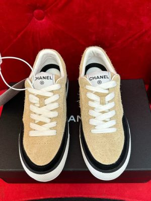 CHANEL SNEAKER