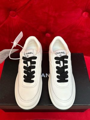CHANEL SNEAKER