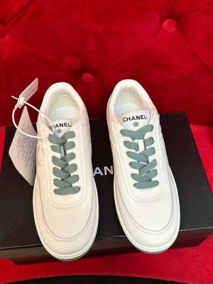 CHANEL SNEAKER
