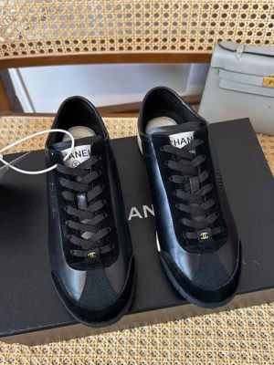CHANEL SNEAKER