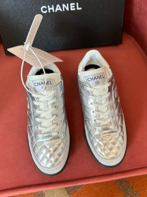 CHANEL SNEAKER