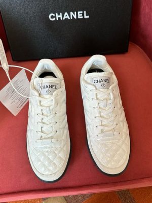 CHANEL SNEAKER