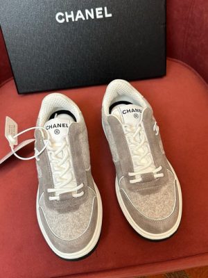 CHANEL SNEAKER