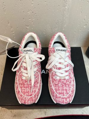 CHANEL SNEAKER