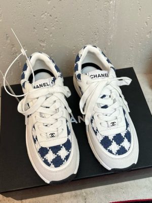 CHANEL SNEAKER
