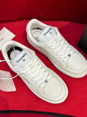 CHANEL SNEAKER
