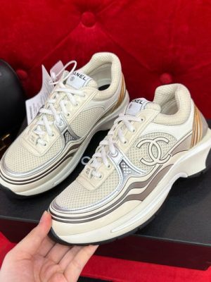 CHANEL SNEAKER