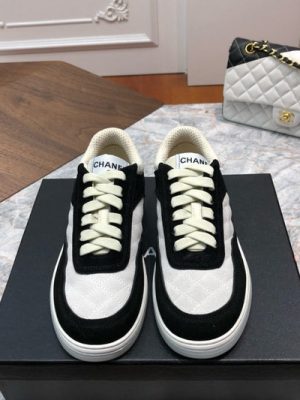 CHANEL SNEAKER