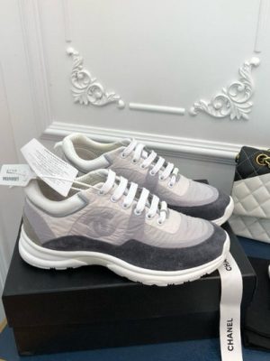 CHANEL SNEAKER