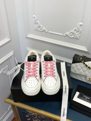 CHANEL SNEAKER