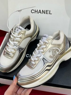 CHANEL SNEAKER