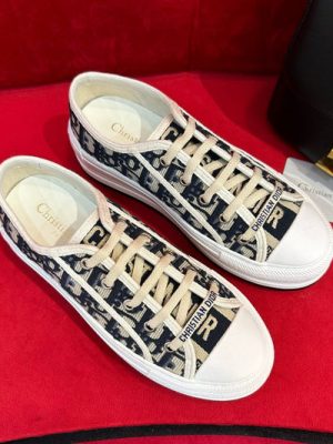 DIOR SNEAKER
