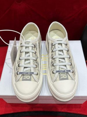 DIOR SNEAKER