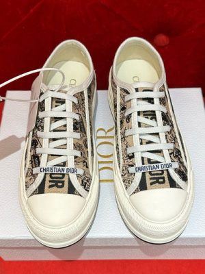 DIOR SNEAKER