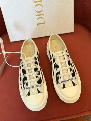 DIOR SNEAKER