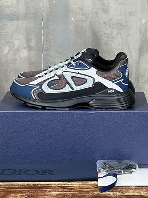 DIOR SNEAKER