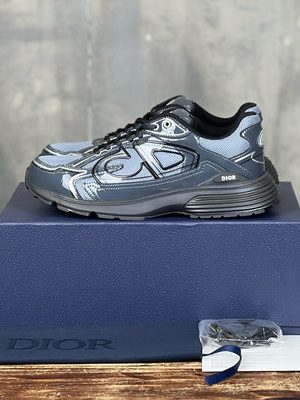 DIOR SNEAKER