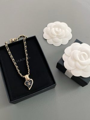 CHANEL NECKLACE