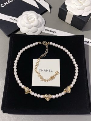 CHANEL NECKLACE