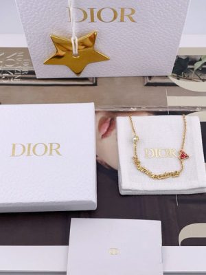 DIOR NECKLACE