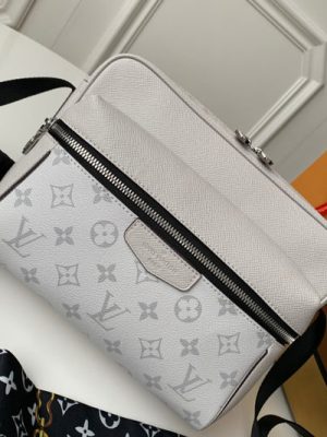 LV BAG (M30243)