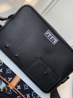 LV BAG (M52767)
