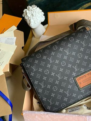 LV BAG (M40239)