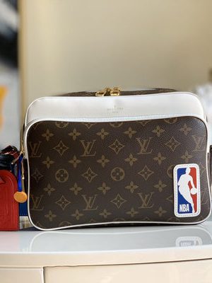 LV BAG (M85143)