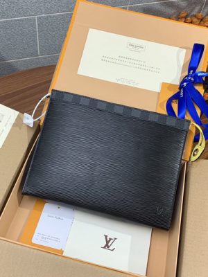 LV CLUTCH