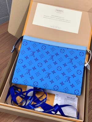LV CLUTCH