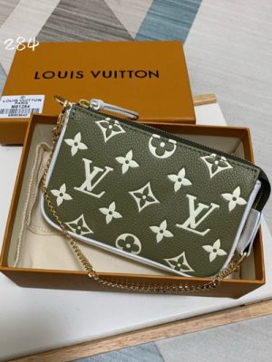 LV WALLET